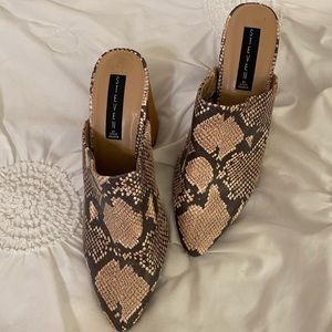 STEVE MADDEN Mule Heels